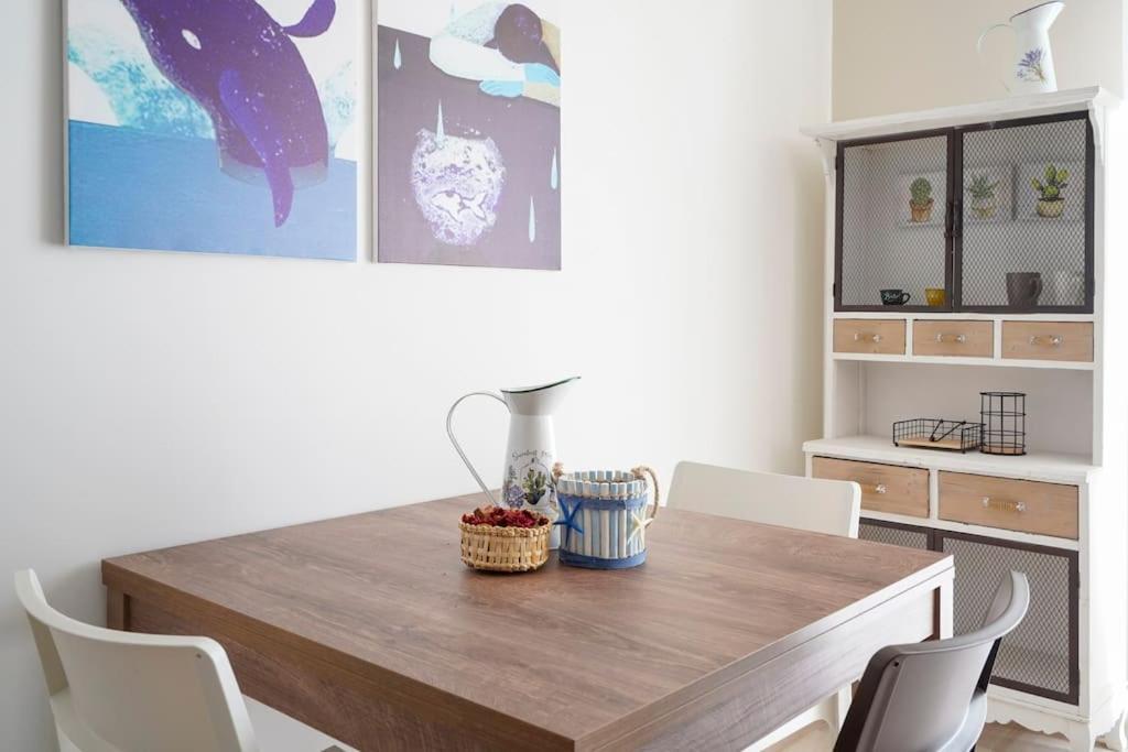 Mediterranea Apartment- Central Station - Free Wifi&Netflix Bari Exterior foto