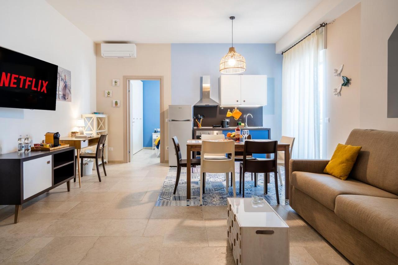 Mediterranea Apartment- Central Station - Free Wifi&Netflix Bari Exterior foto